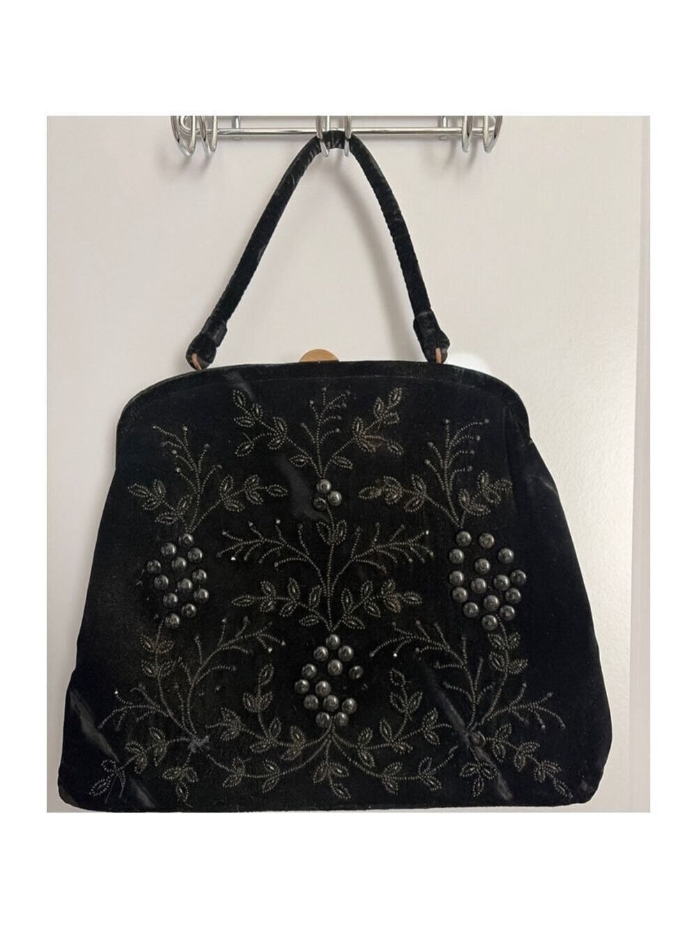 VTG 50’s Women's Soure Bag Black Beaded Velvet Clutch One Size